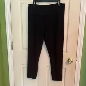 Zyia Black  High-Waisted Leggings